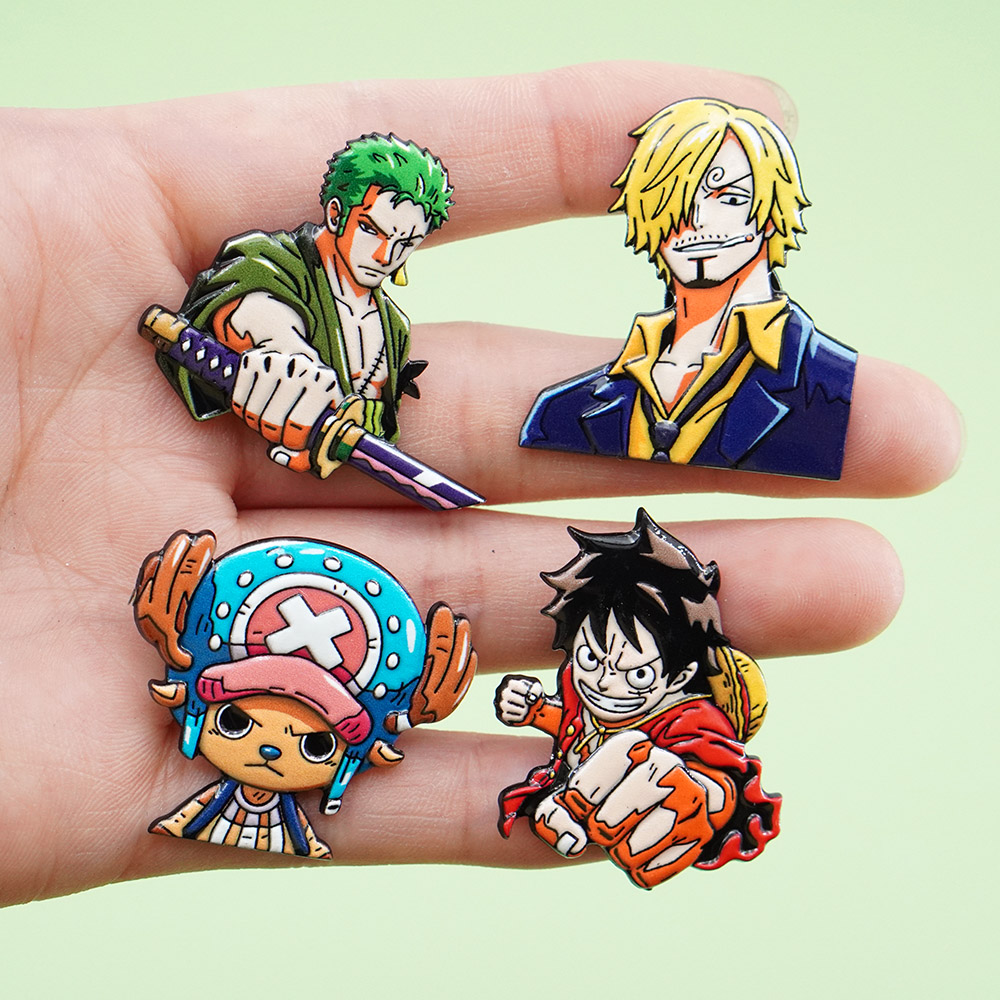 Model Kit Luffy - 4Pcs Cartoon ONE PIECE Luffy Brooch