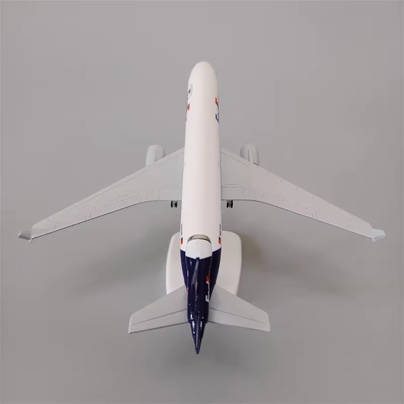 Airplane Model 20cm Air Fedex  – Model Kit Simulator Bewertung und Preis