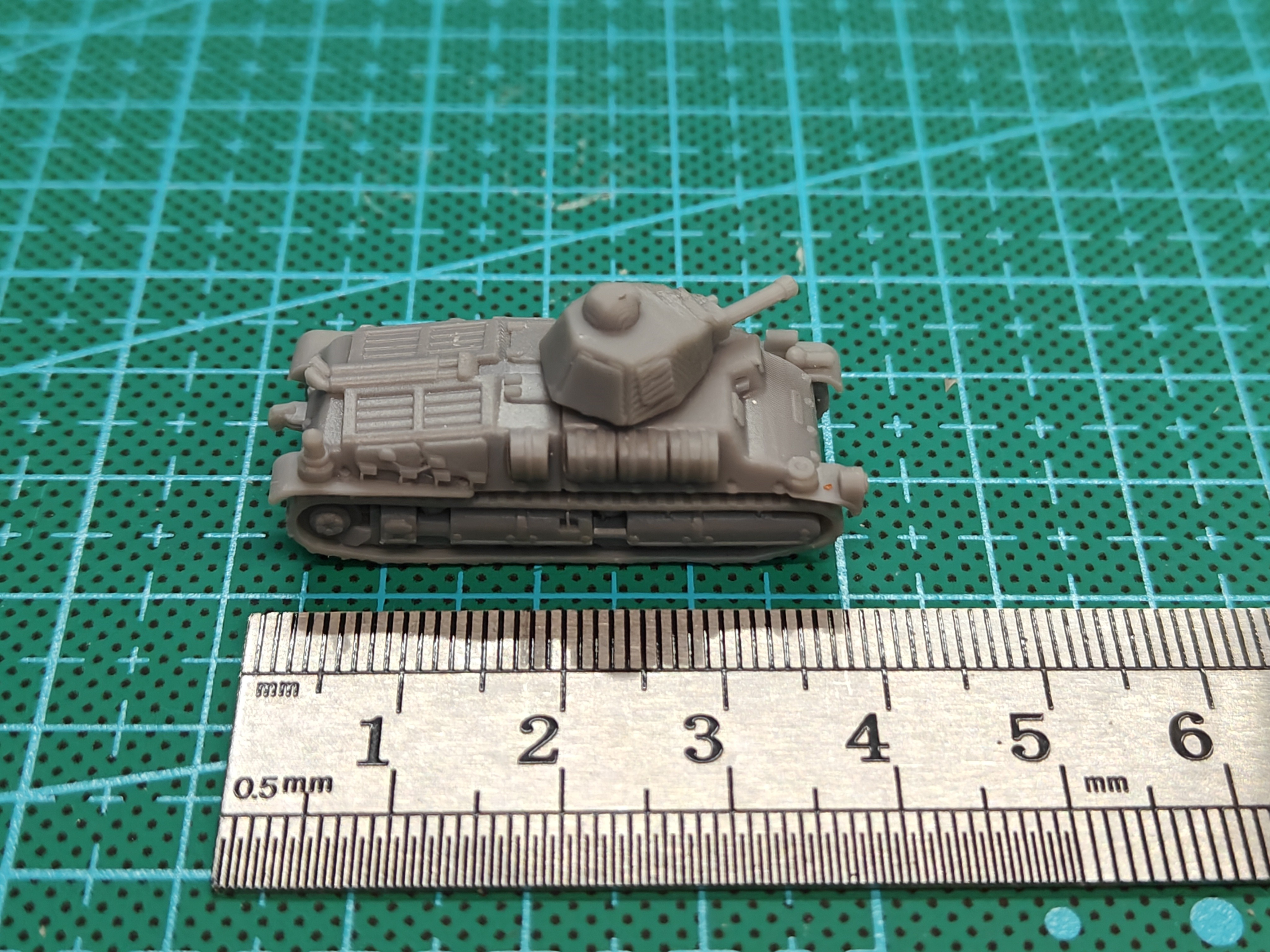 1/144 Scale Somua s35 Tank  MO – Model Kit Motor Nuclear Bewertung und Preis
