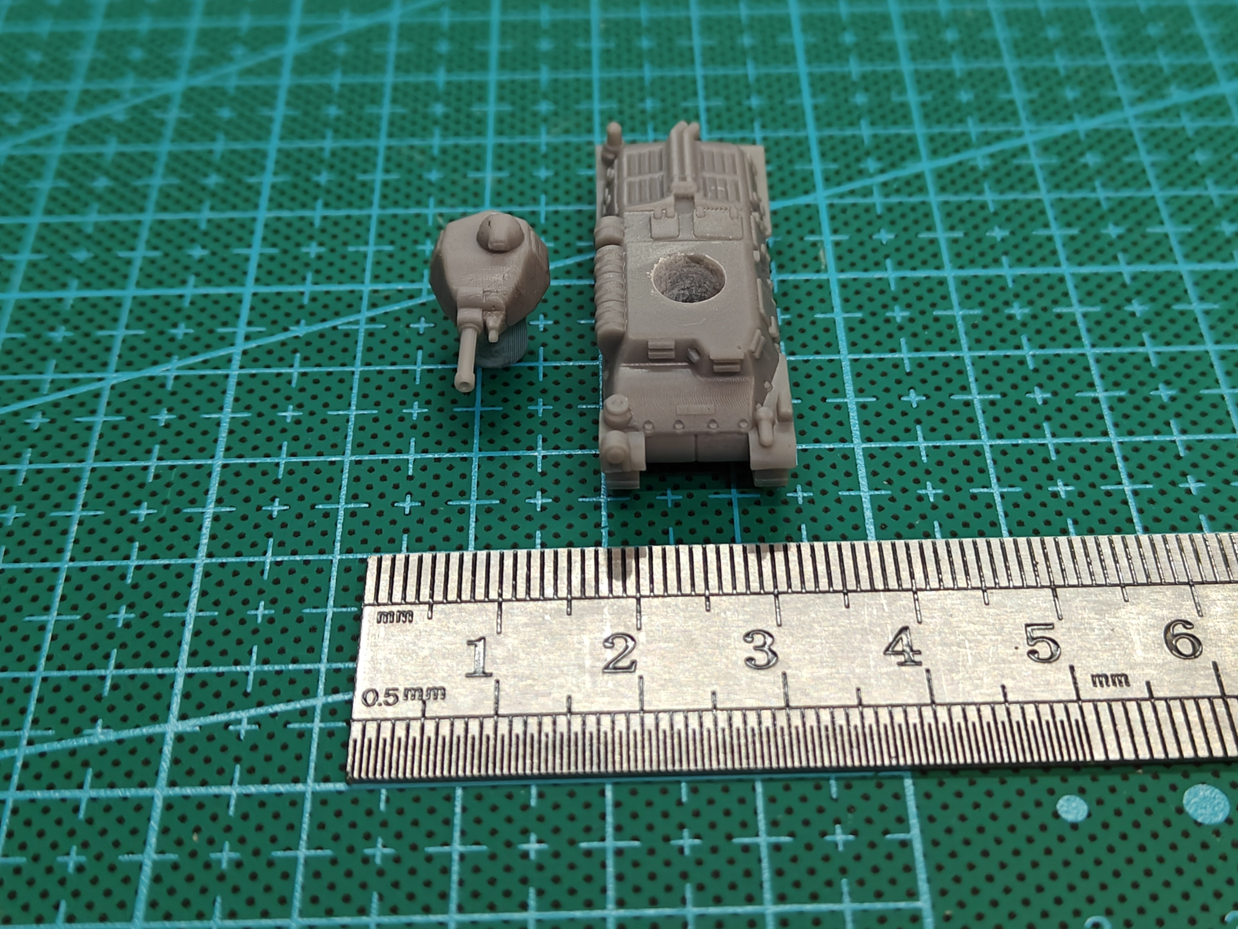 1/144 Scale Somua s35 Tank  MO – Model Kit Motor Nuclear Bewertung und Preis