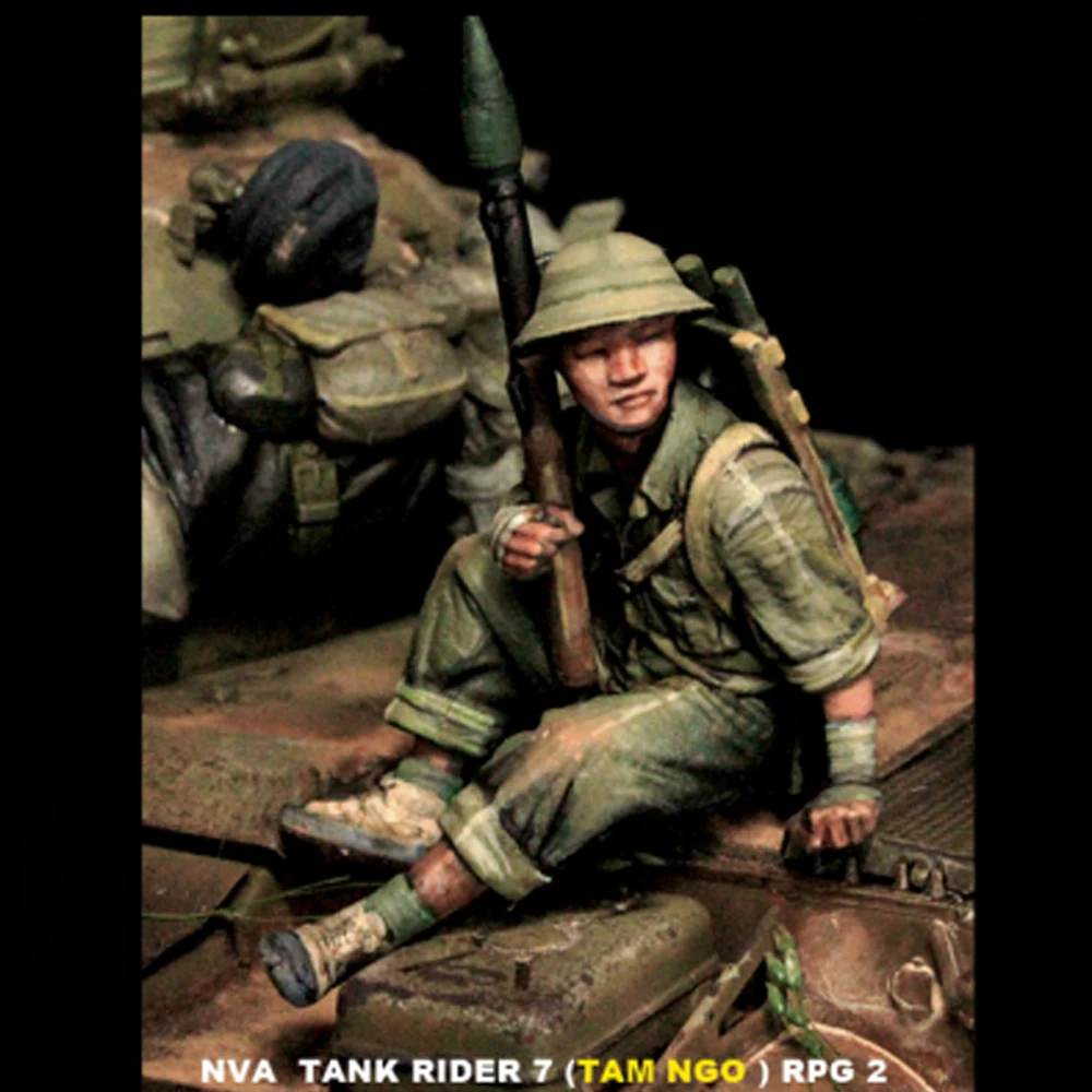 1/35 NVA Tank RIDER 7, RPD 2,  – Model Kit Figures Bewertung und Preis