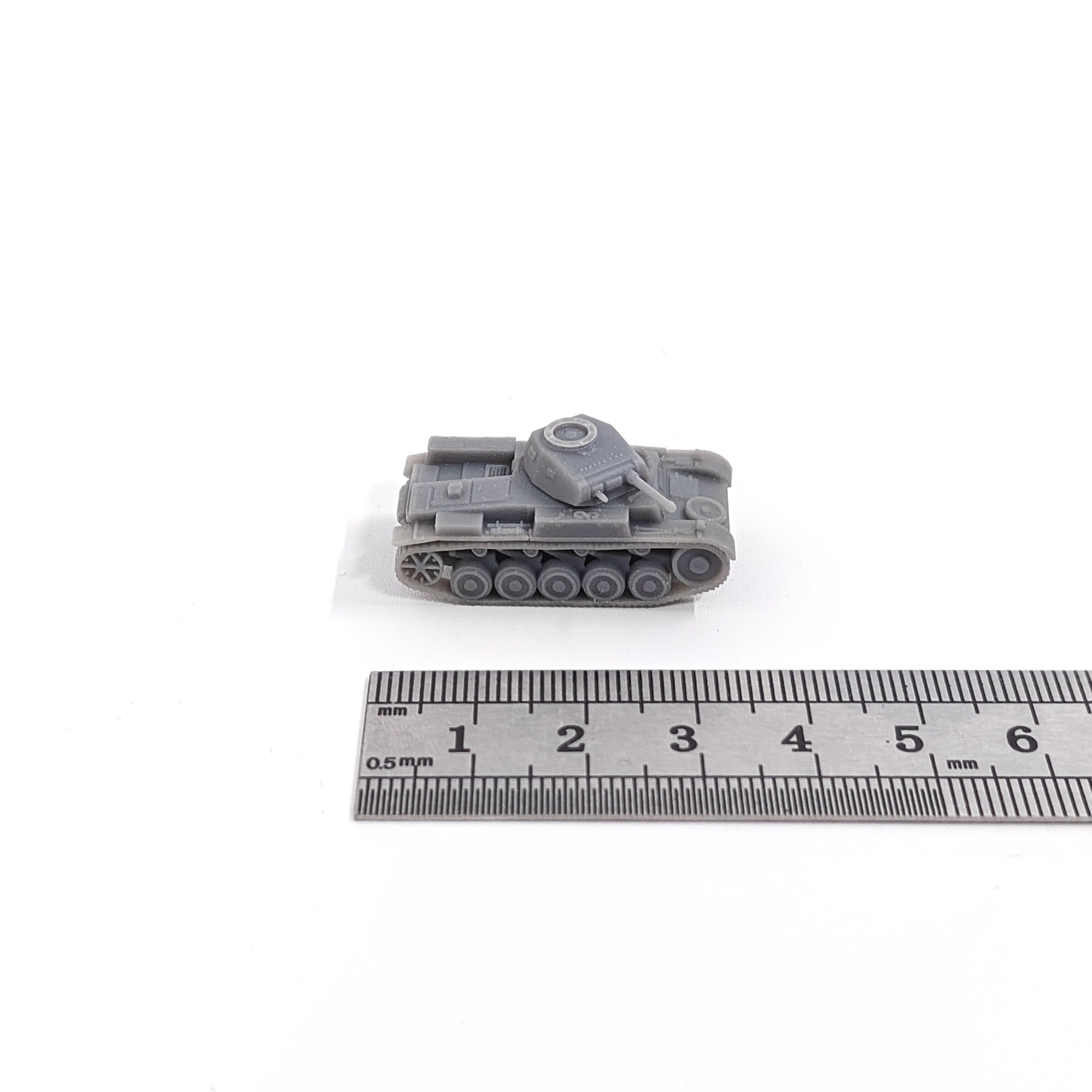 1/144 Scale Panzer II Ausf.F M – Model Kit Motor Nuclear Bewertung und Preis