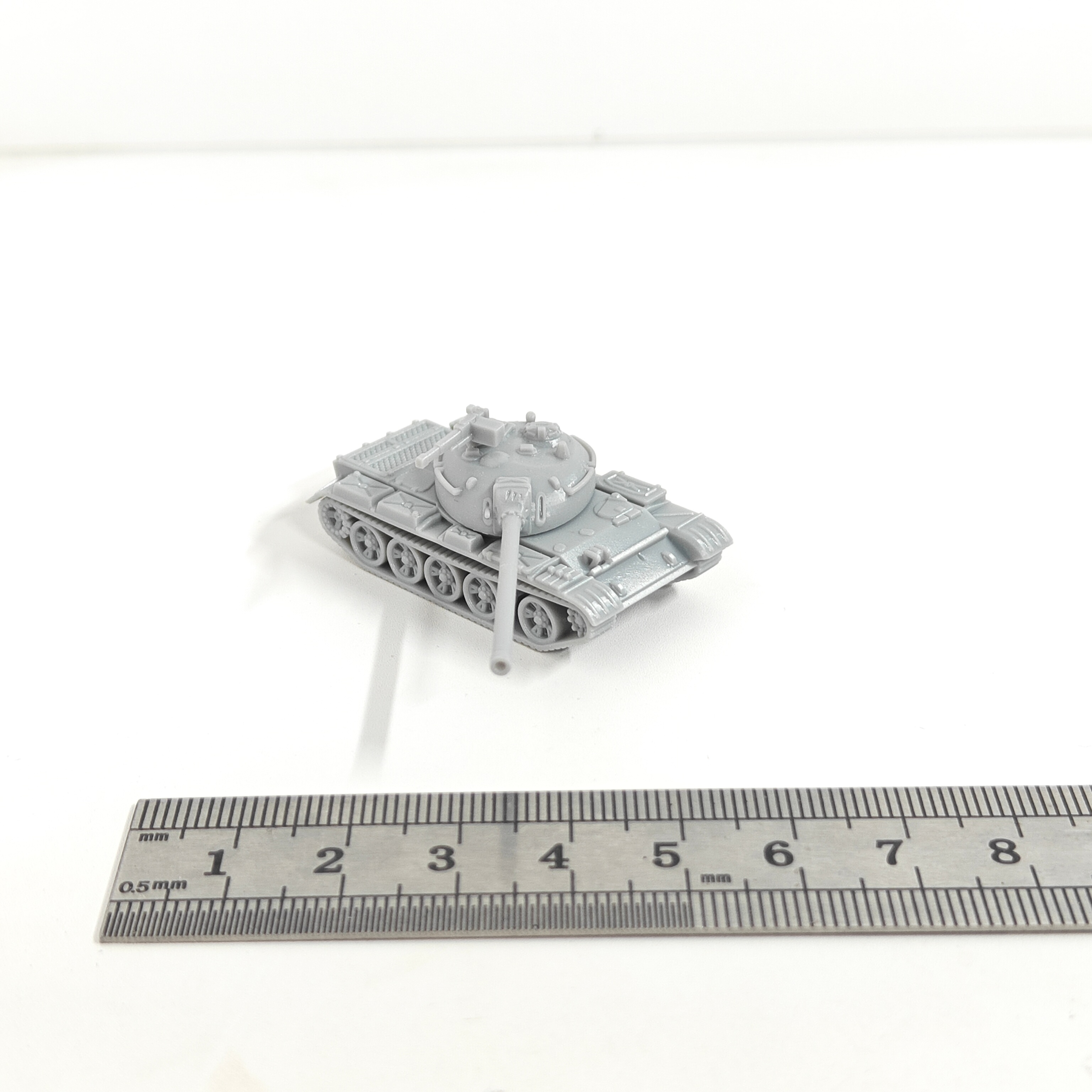 1/144 Scale Soviet T-54 Main B – Model Kit Ixchel Bewertung und Preis